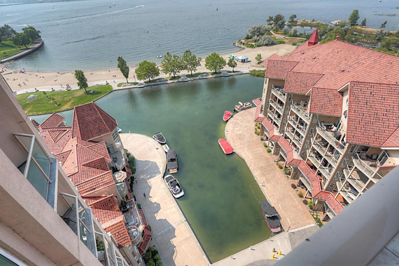 Sunset Waterfront Resort By Kelownacondorentals المظهر الخارجي الصورة