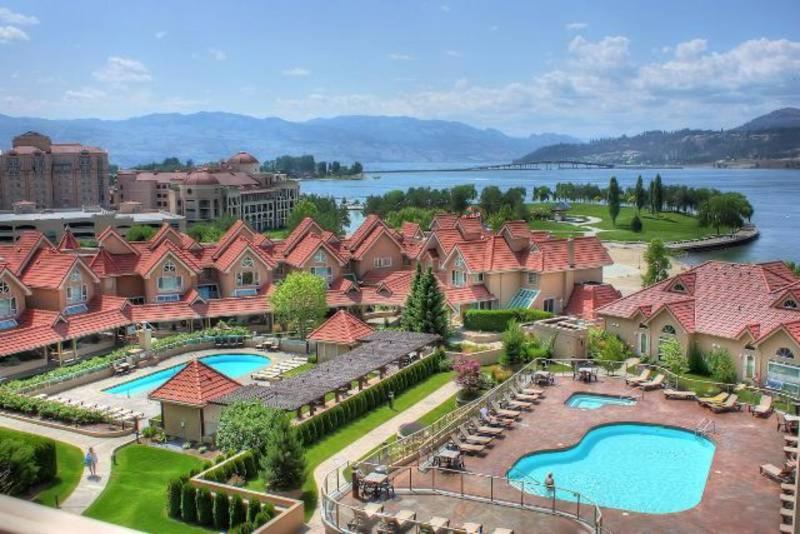 Sunset Waterfront Resort By Kelownacondorentals المظهر الخارجي الصورة